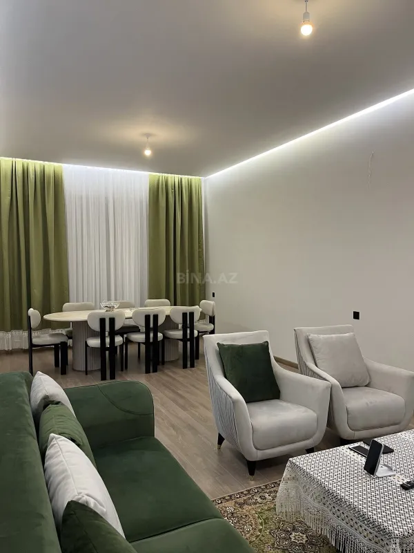 Satılır 4 otaqlı həyət evi 200 m²