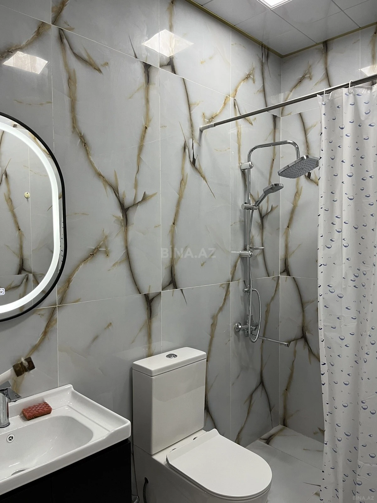 Satılır 4 otaqlı həyət evi 200 m²