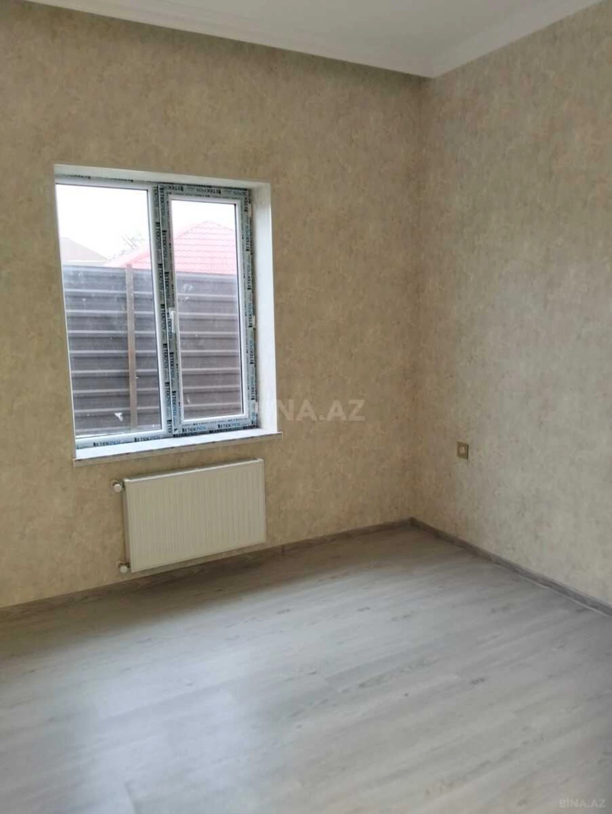 Satılır 4 otaqlı həyət evi 125 m²
