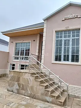 Satılır 4 otaqlı həyət evi 125 m²