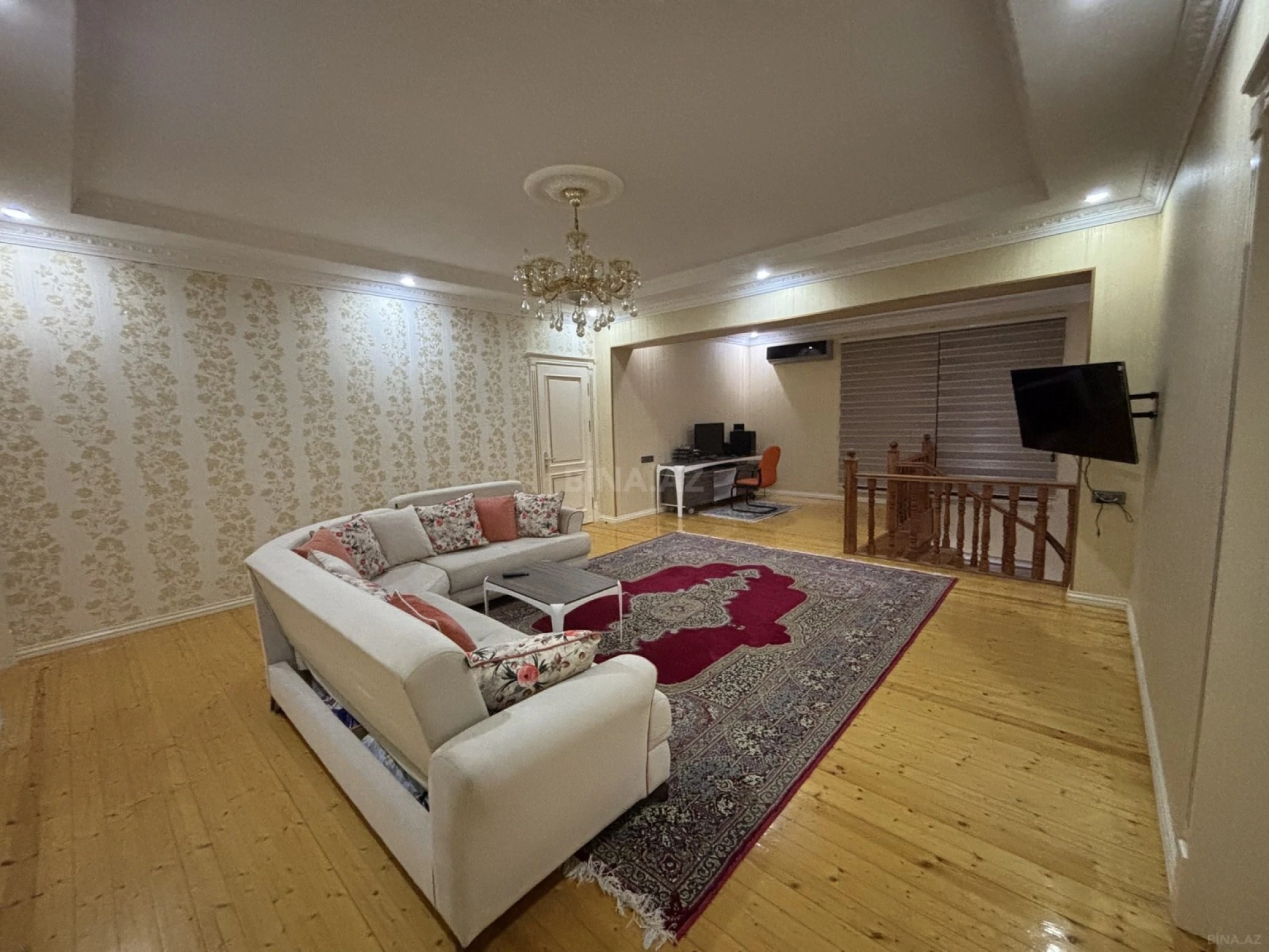 Satılır 7 otaqlı həyət evi 310 m²