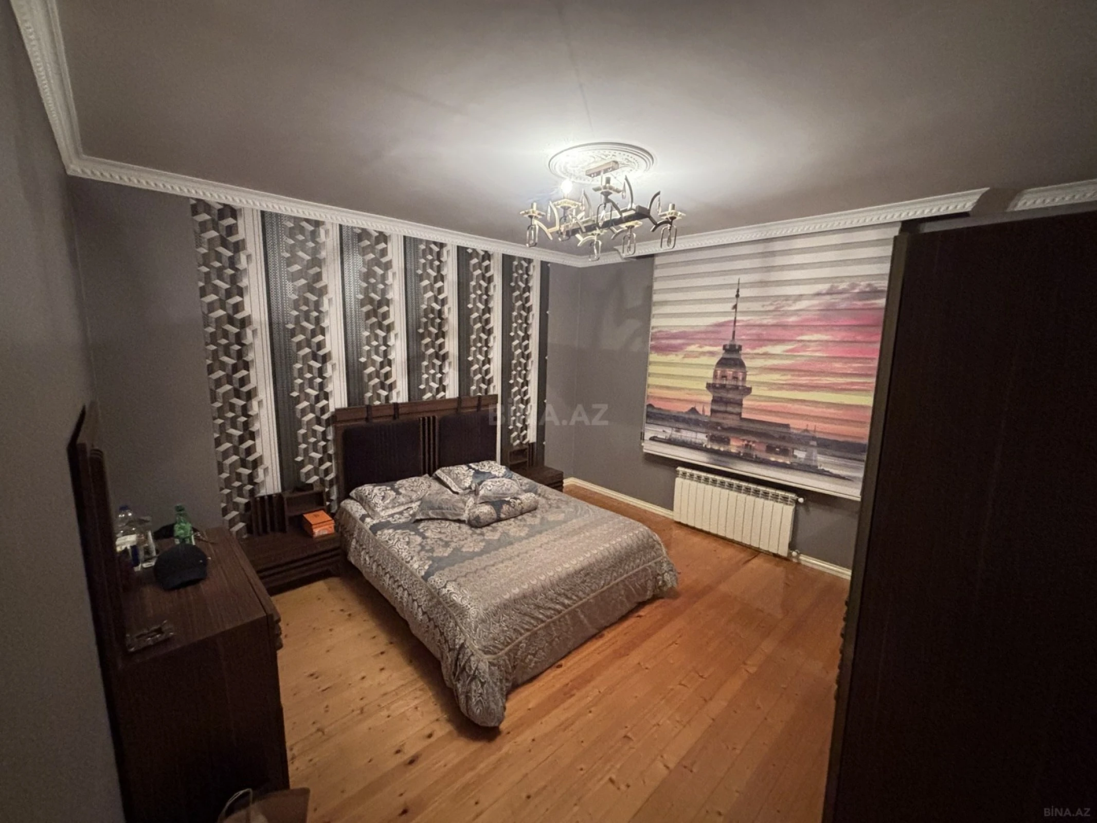 Satılır 7 otaqlı həyət evi 310 m²