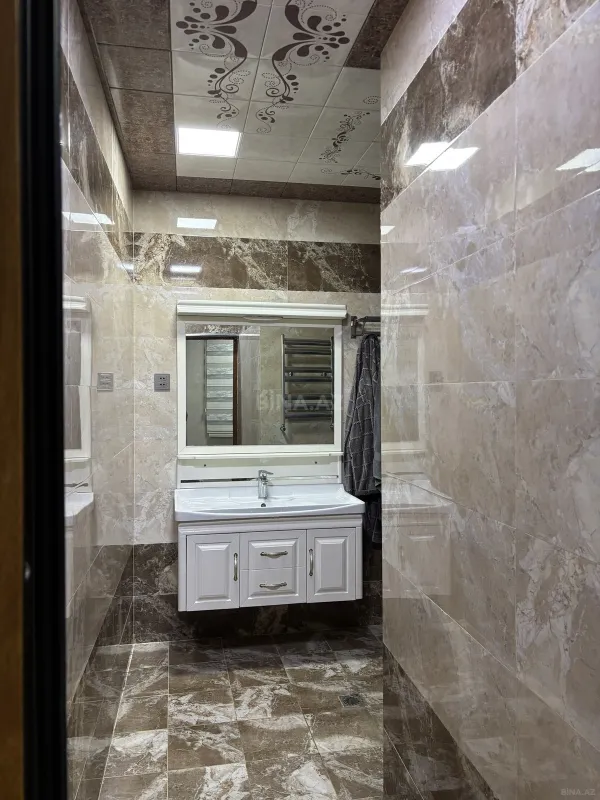 Satılır 7 otaqlı həyət evi 310 m²