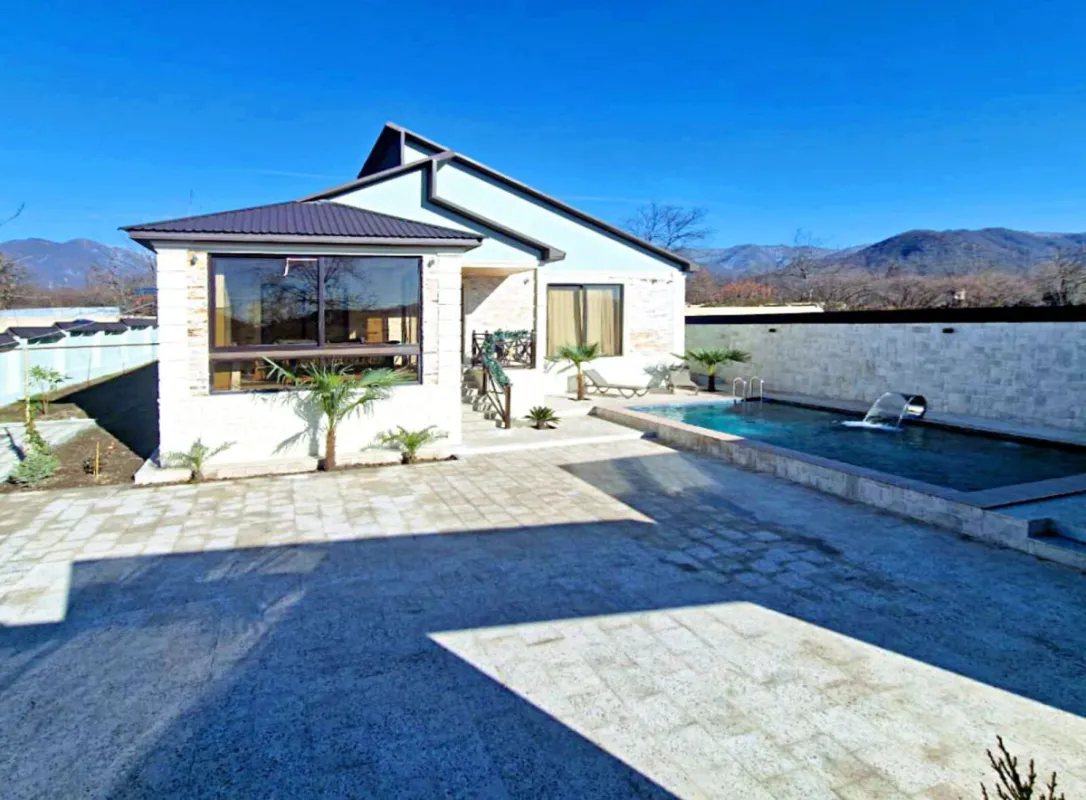 Kirayə verilir 3 otaqlı həyət evi 160 m²