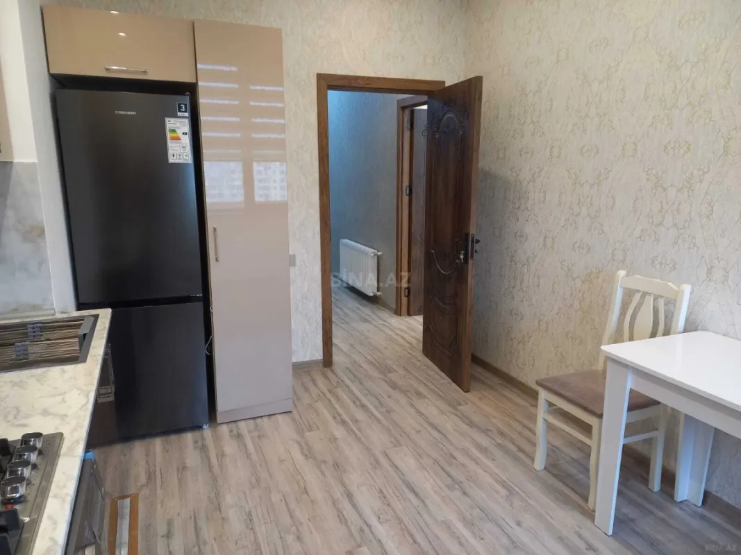 Kirayə verilir 2 otaqlı mənzil 99.9 m²