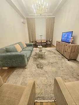 Satılır 2 otaqlı mənzil 74 m²
