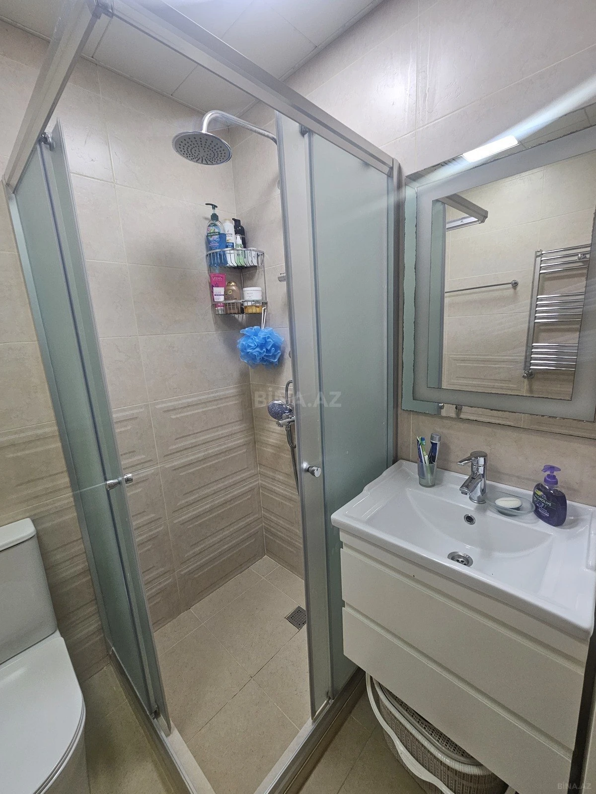 Satılır 2 otaqlı mənzil 74 m²