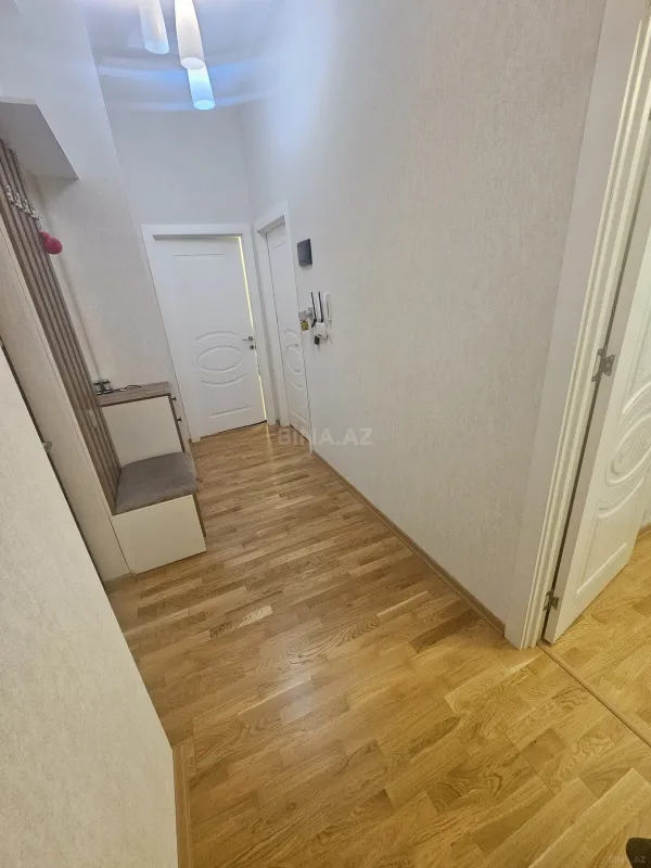Satılır 2 otaqlı mənzil 74 m²