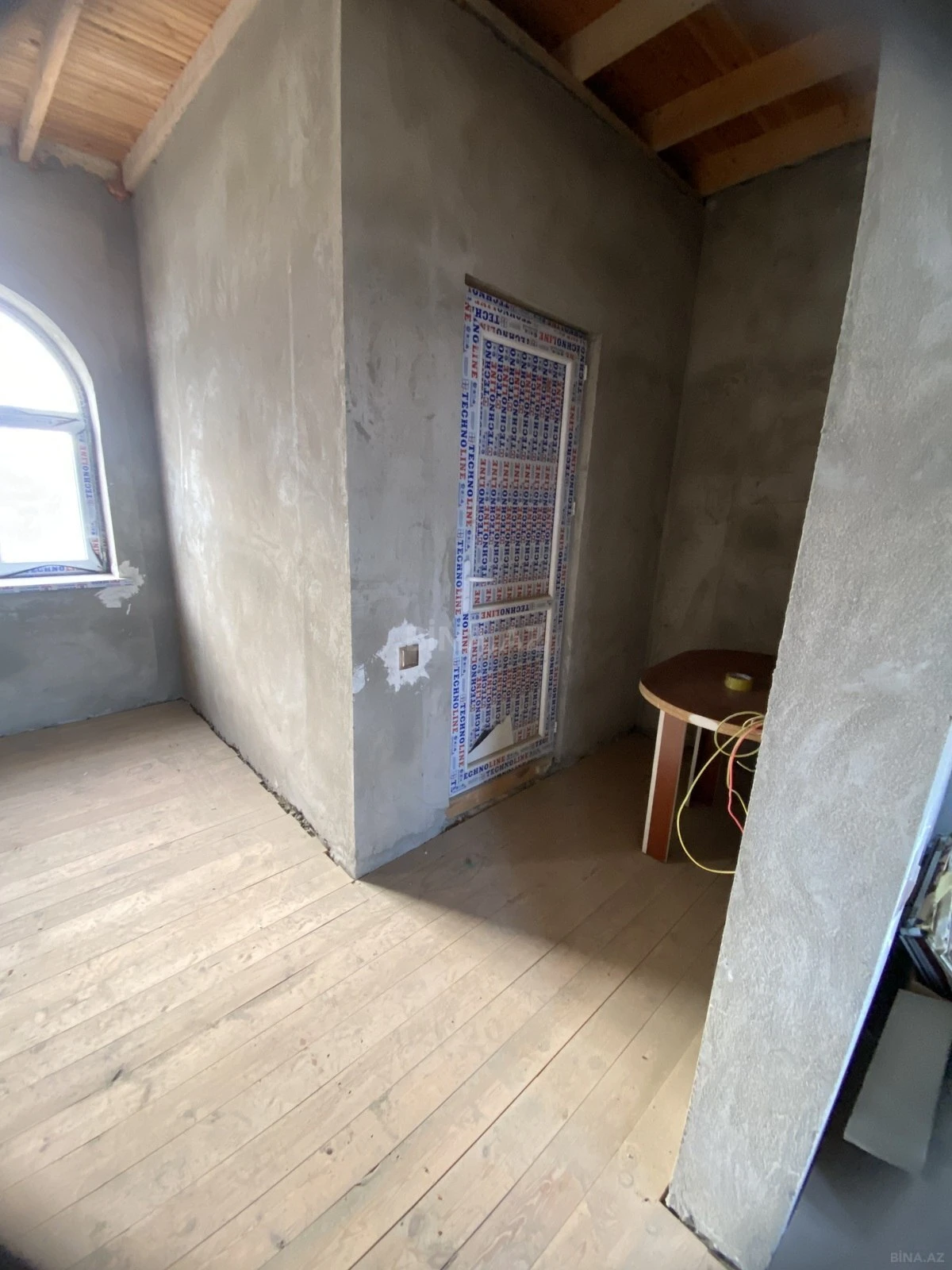 Satılır 4 otaqlı həyət evi 190 m²