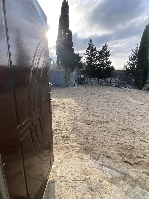 Satılır 4 otaqlı həyət evi 190 m²