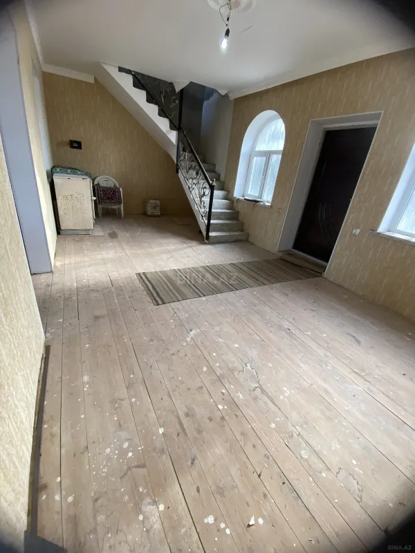 Satılır 4 otaqlı həyət evi 190 m²