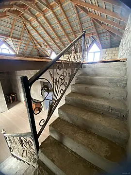 Satılır 4 otaqlı həyət evi 190 m²