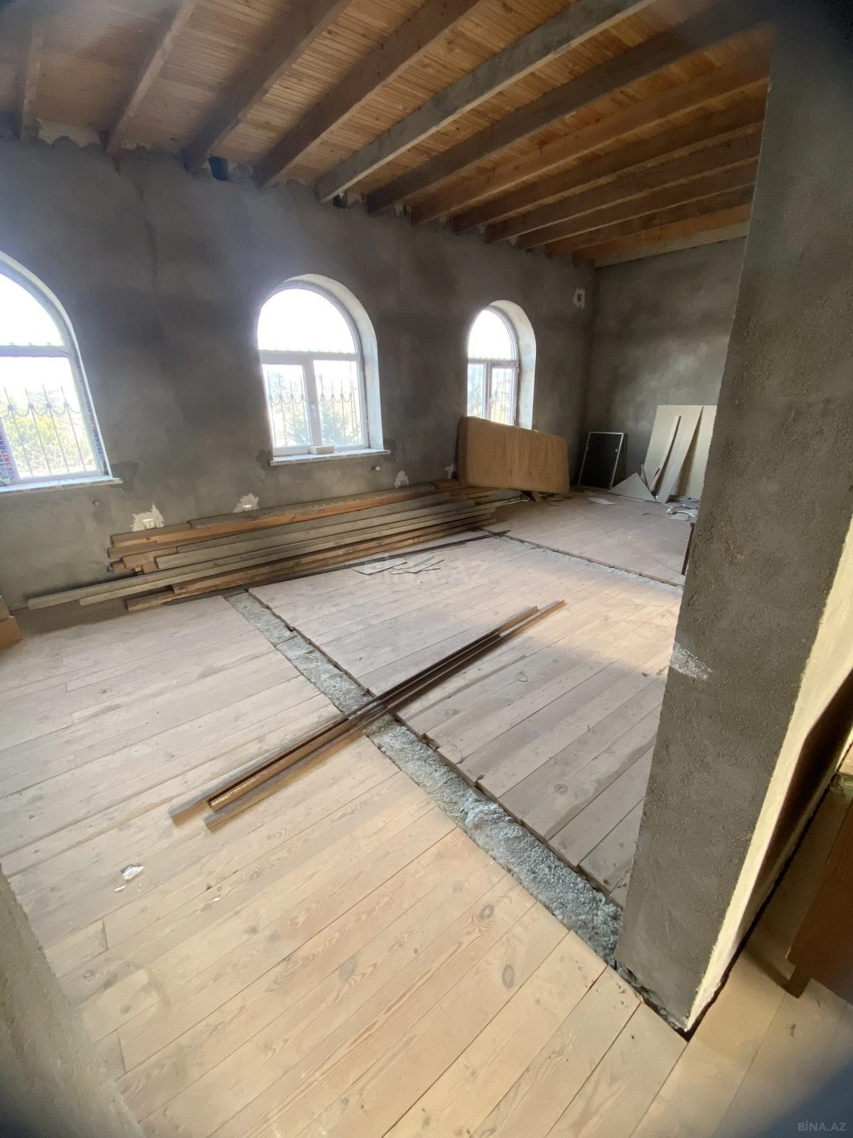 Satılır 4 otaqlı həyət evi 190 m²