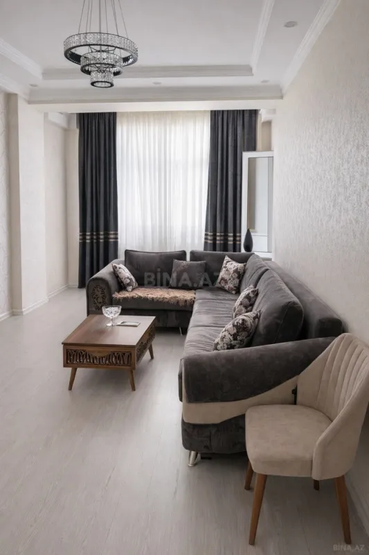 Satılır 2 otaqlı mənzil 65 m²