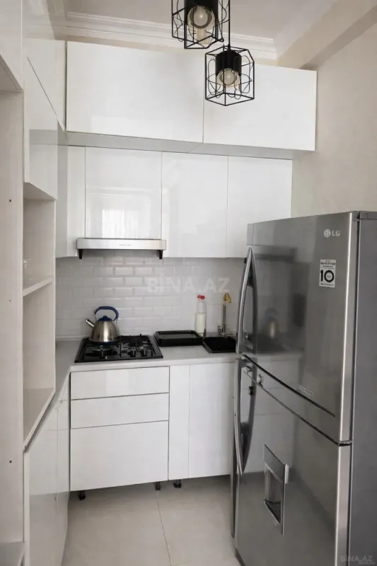 Satılır 2 otaqlı mənzil 65 m²