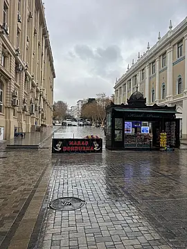 Satılır 2 otaqlı mənzil 92 m²