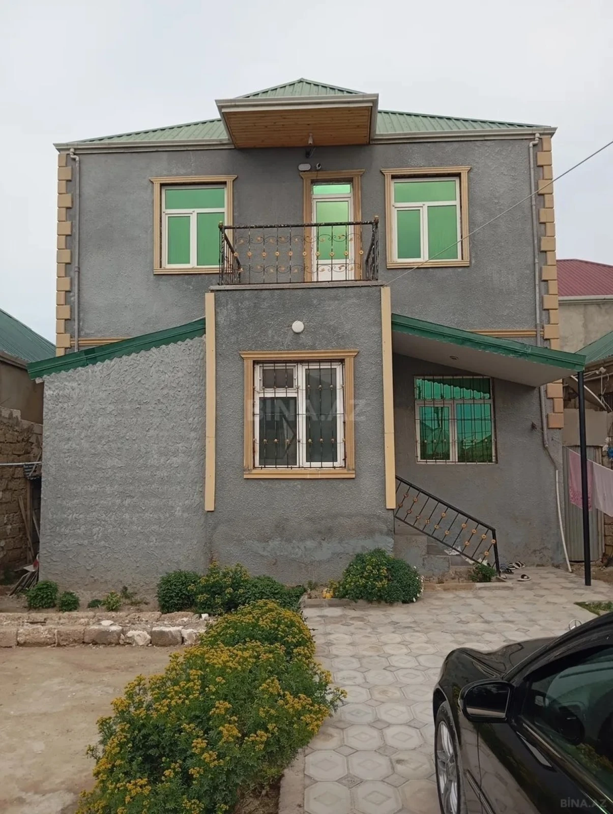 Satılır 5 otaqlı həyət evi 140 m²