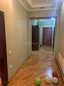 Kirayə verilir 2 otaqlı mənzil 96 m²