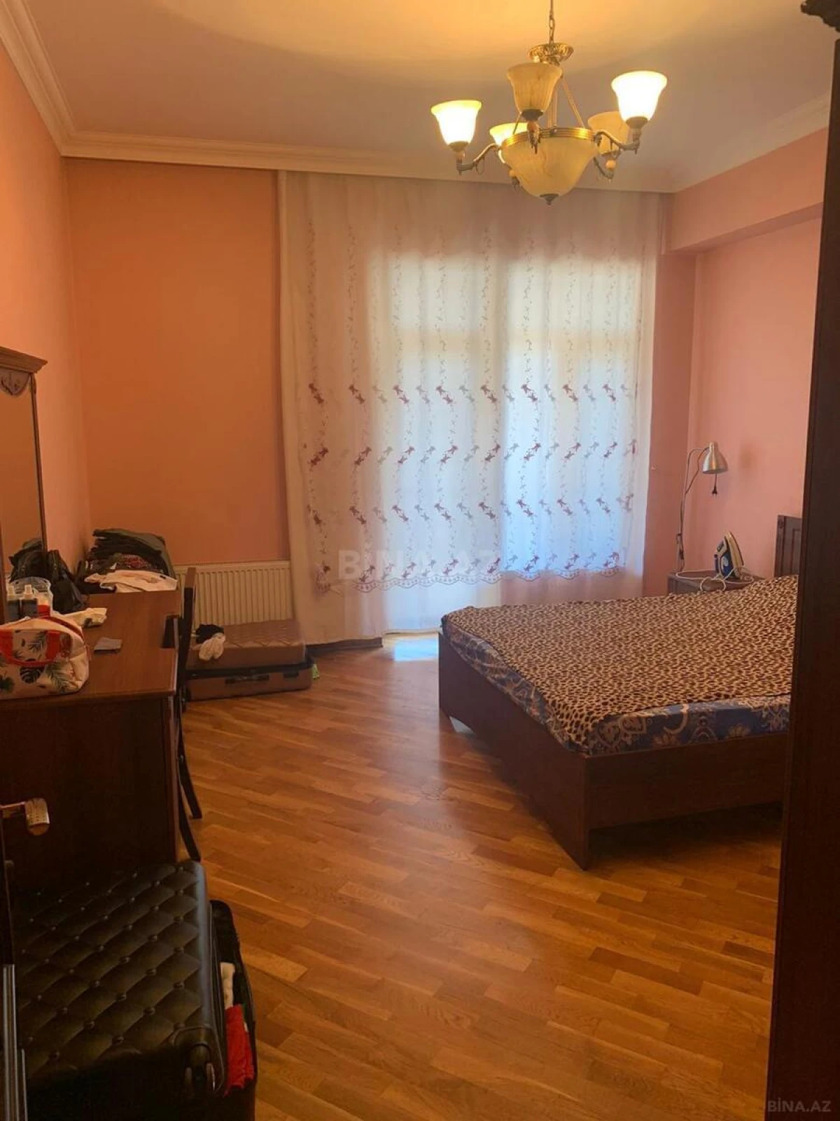 Kirayə verilir 2 otaqlı mənzil 96 m²