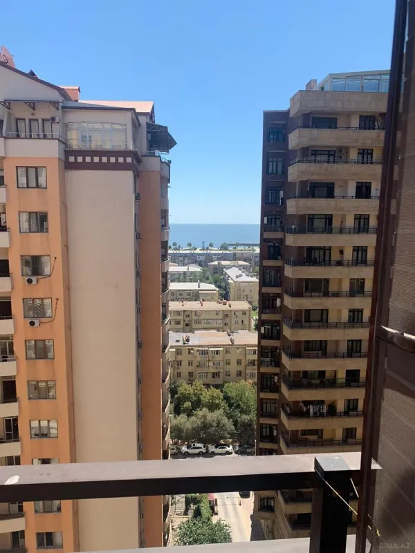 Kirayə verilir 2 otaqlı mənzil 96 m²
