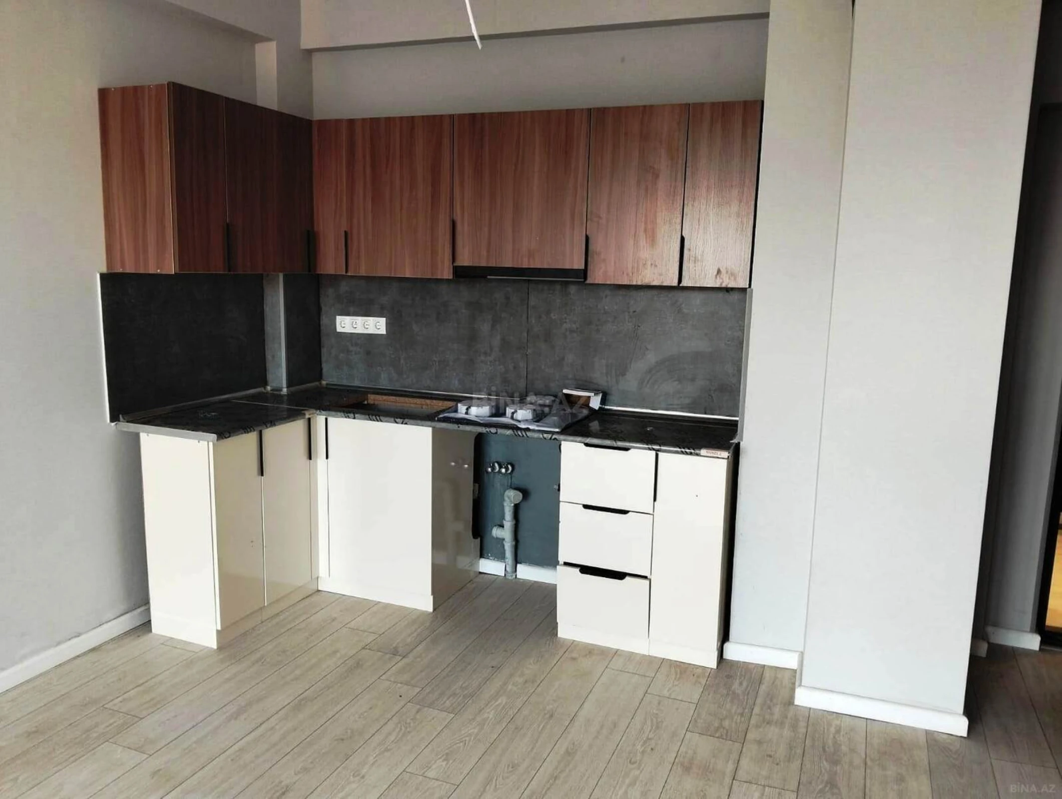 Satılır 3 otaqlı mənzil 80 m²