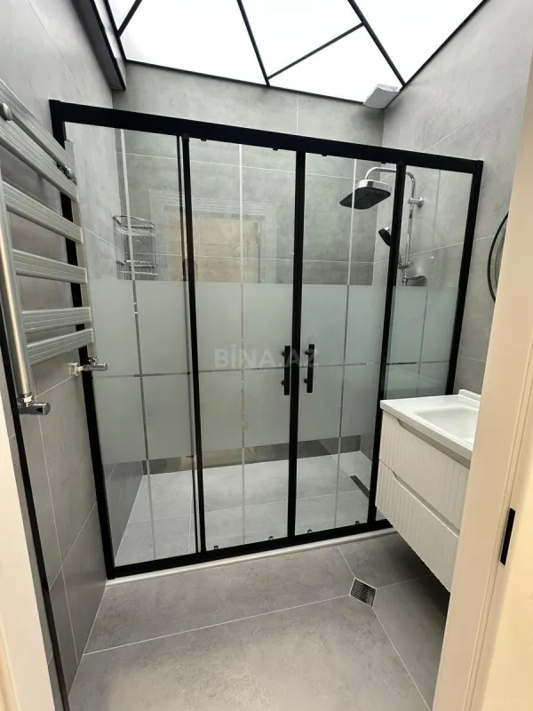 Satılır 3 otaqlı mənzil 105 m²