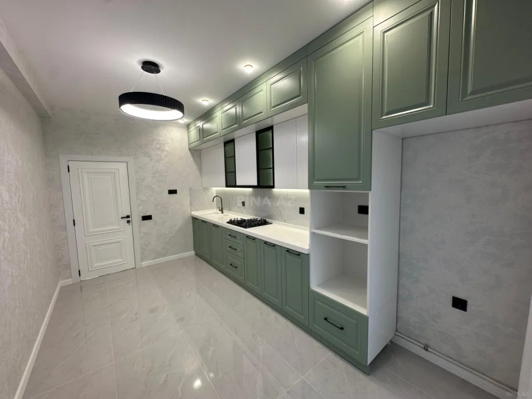 Satılır 3 otaqlı mənzil 105 m²