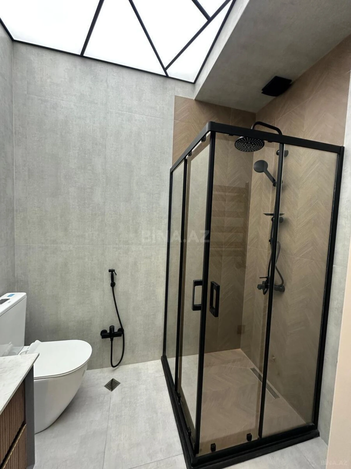 Satılır 2 otaqlı mənzil 55 m²