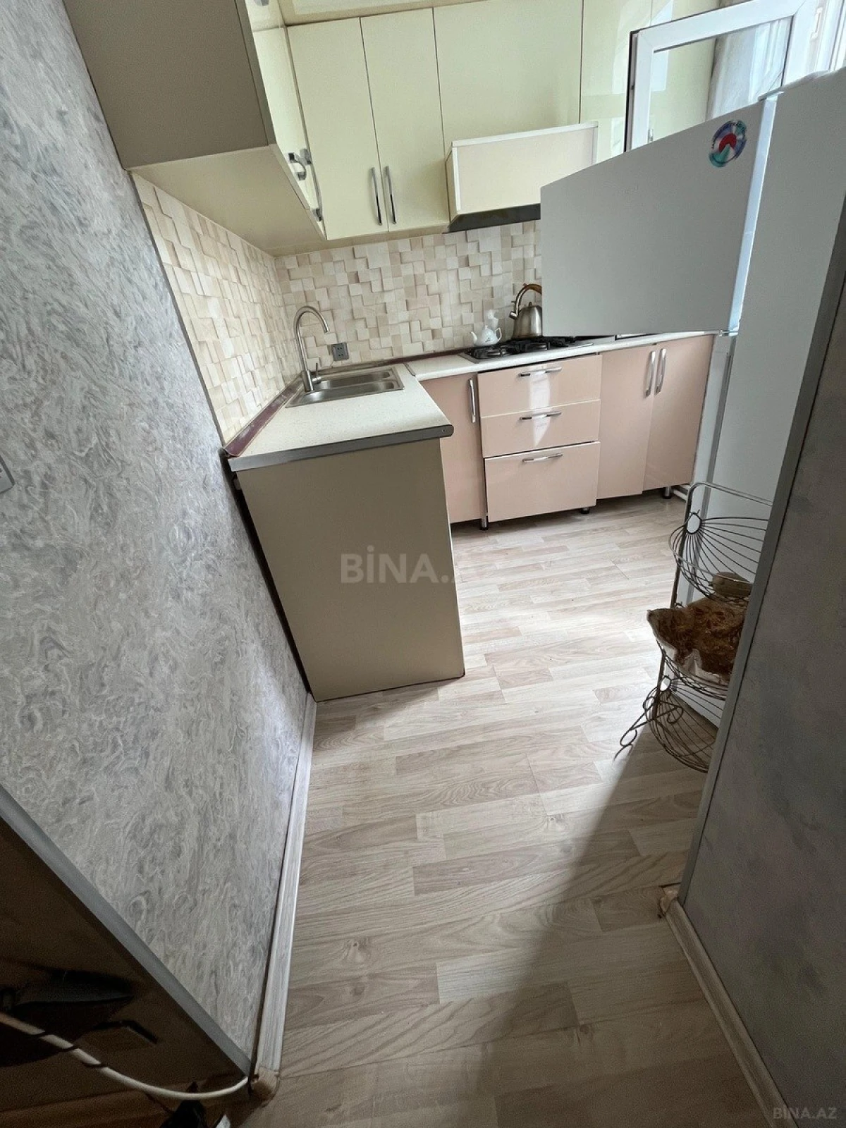 Kirayə verilir 2 otaqlı mənzil 60 m²