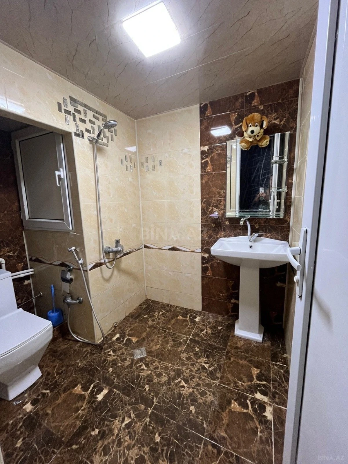 Kirayə verilir 2 otaqlı mənzil 60 m²