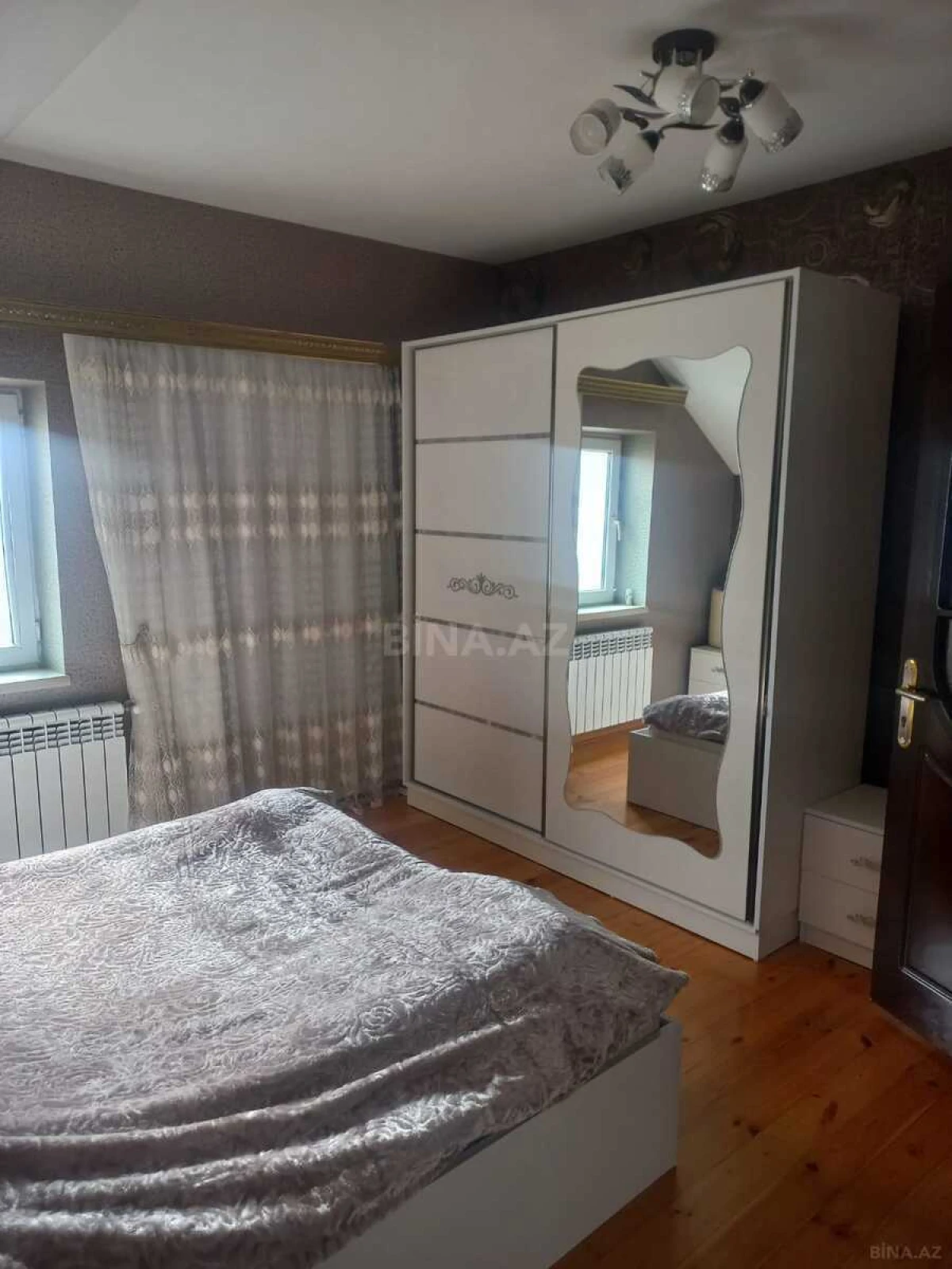 Satılır 4 otaqlı həyət evi 126 m²