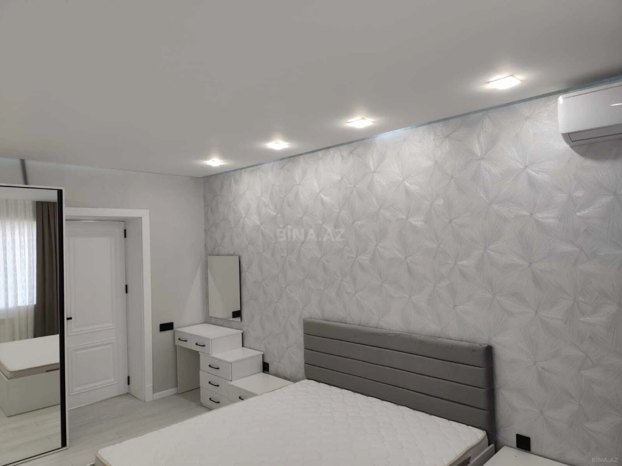 Kirayə verilir 3 otaqlı mənzil 90 m²