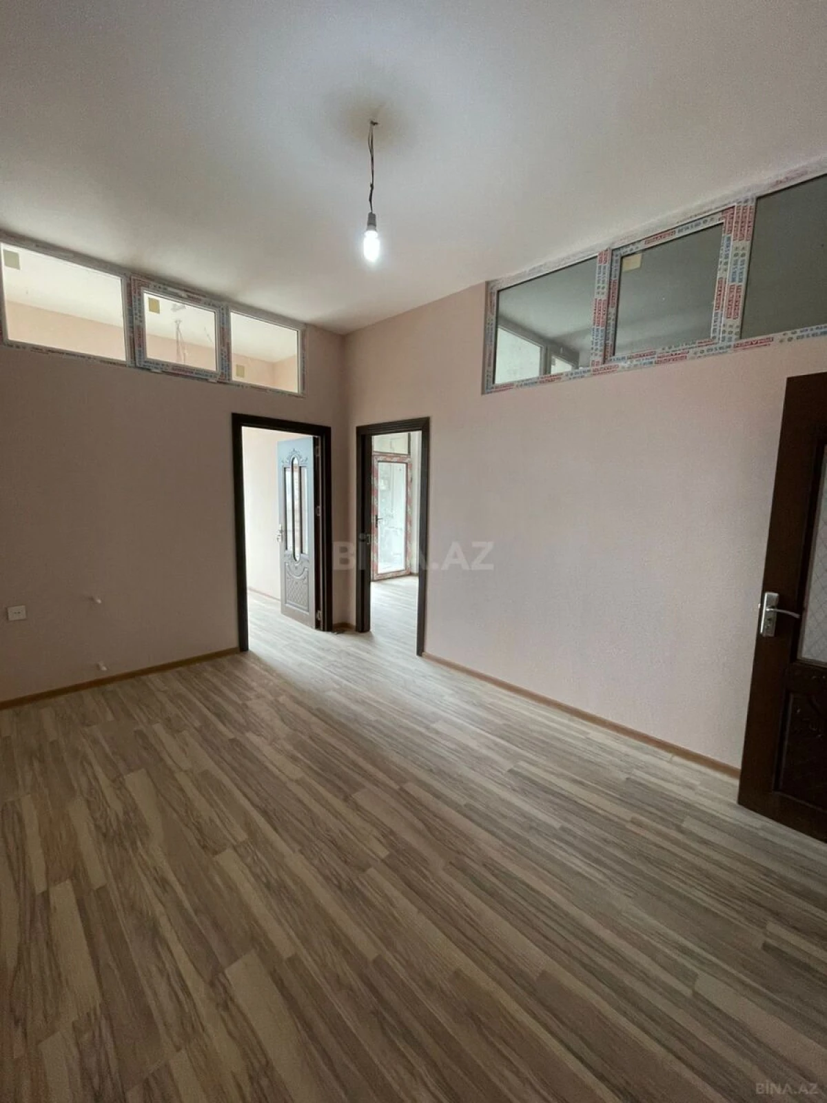 Satılır 2 otaqlı mənzil 58 m²