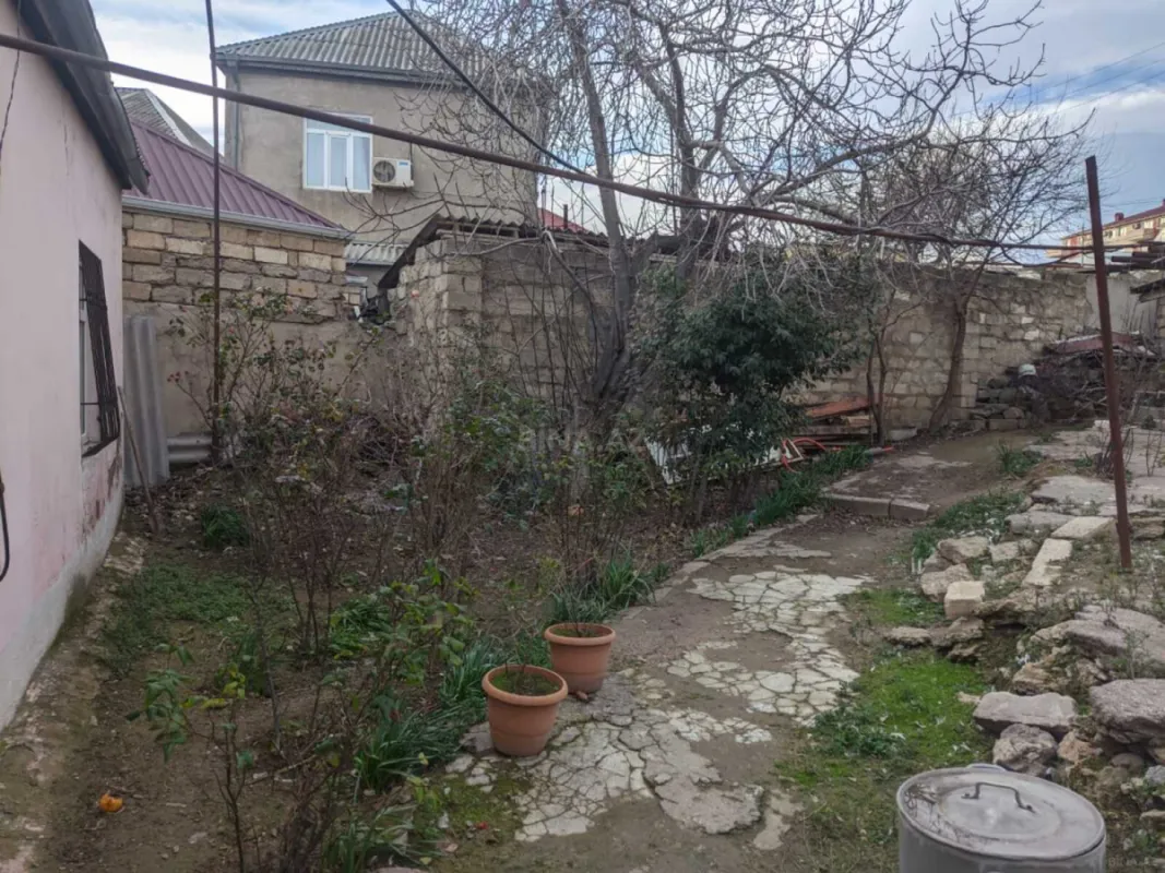 Satılır 4 otaqlı həyət evi 80 m²