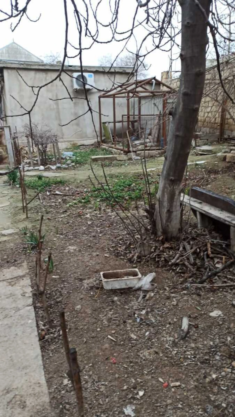 Satılır 4 otaqlı həyət evi 80 m²