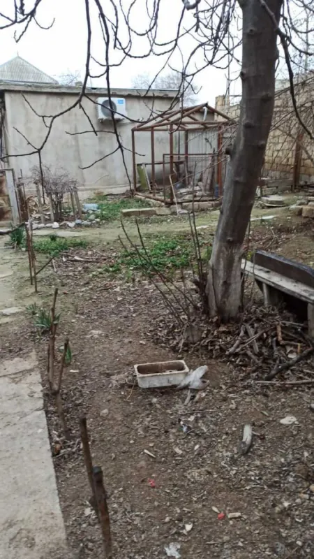 Satılır 4 otaqlı həyət evi 80 m²