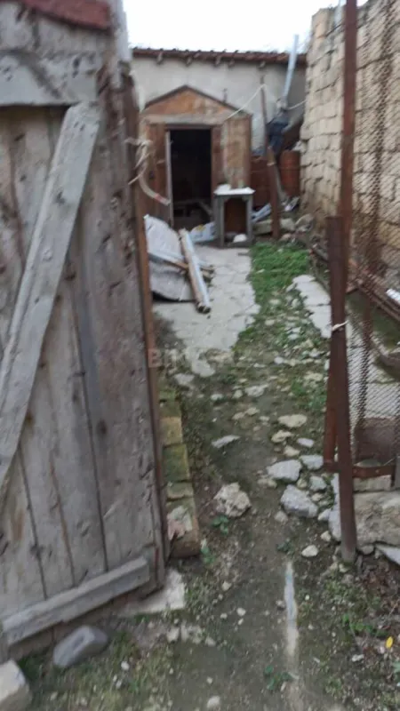Satılır 4 otaqlı həyət evi 80 m²