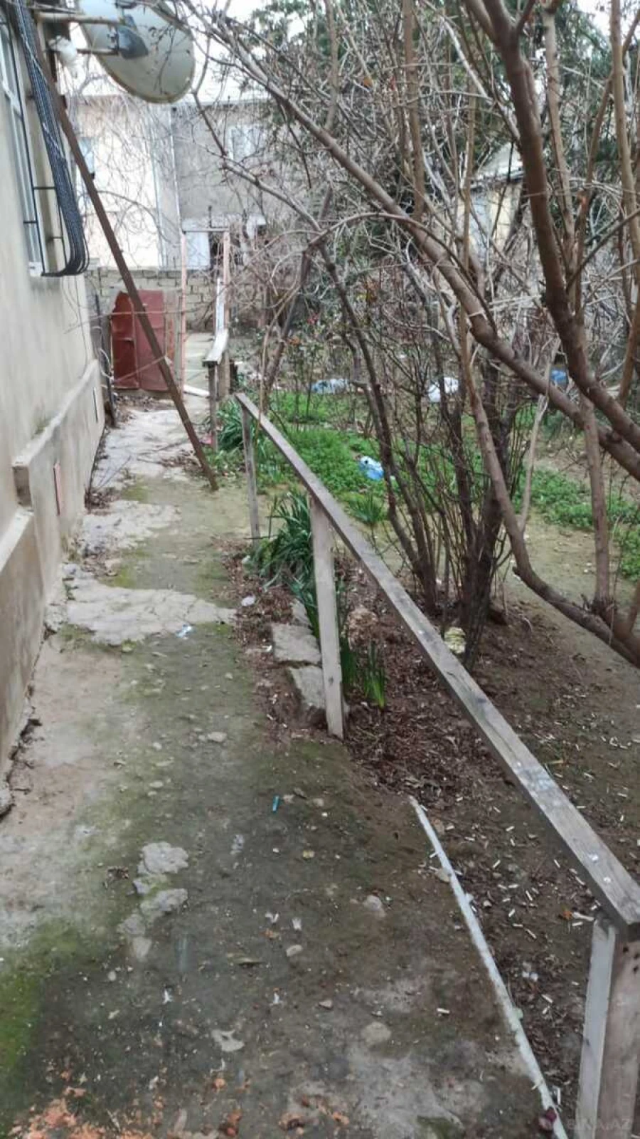 Satılır 4 otaqlı həyət evi 80 m²