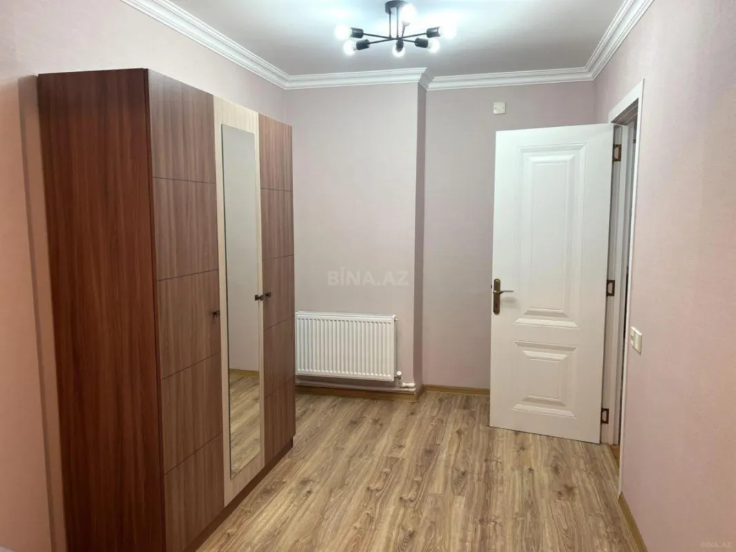 Satılır 3 otaqlı mənzil 105 m²