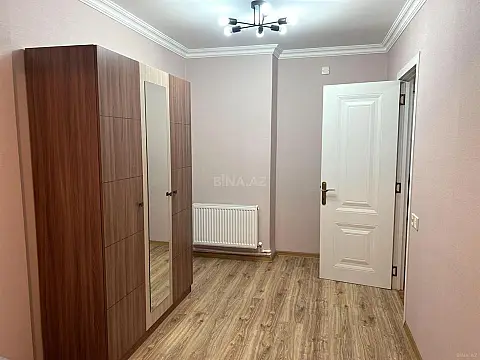 Satılır 3 otaqlı mənzil 105 m²
