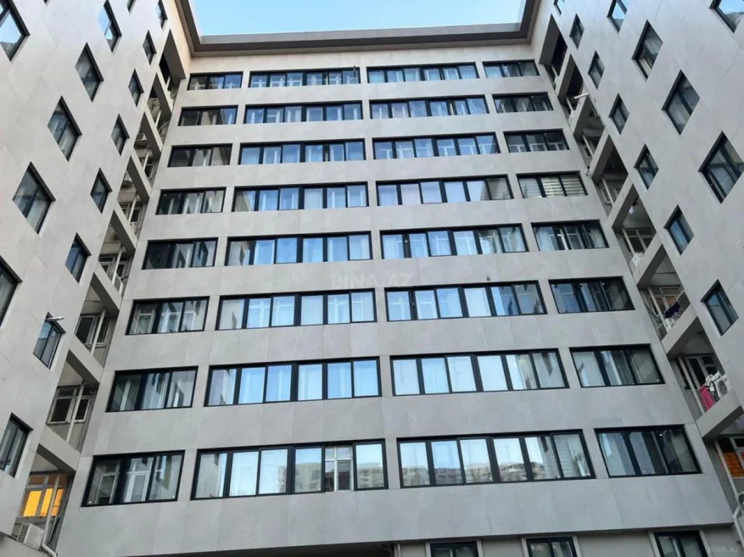 Satılır 3 otaqlı mənzil 105 m²
