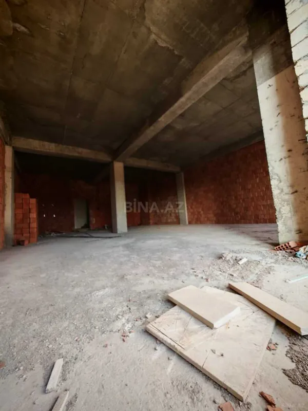 Satılır 3 otaqlı mənzil 125 m²