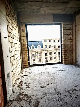 Satılır 3 otaqlı mənzil 125 m²