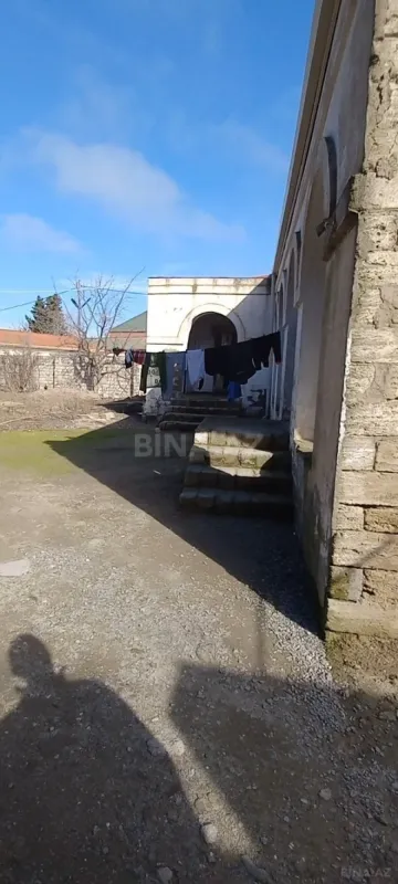 Satılır 6 otaqlı həyət evi 200 m²