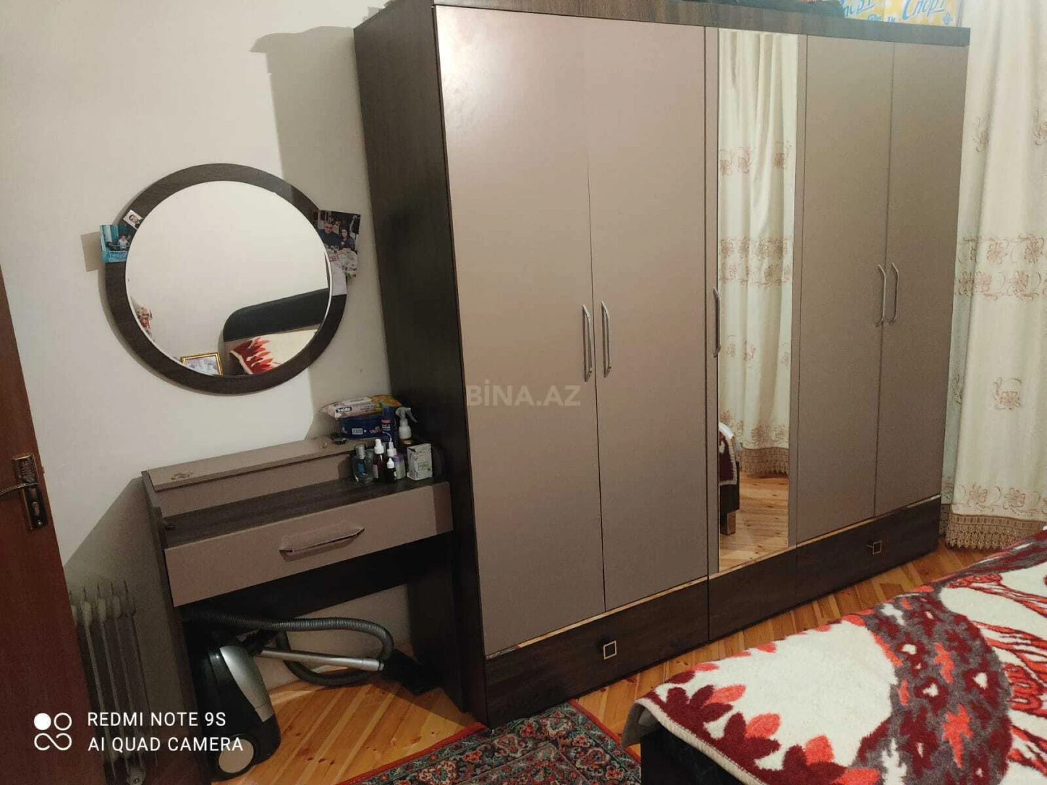 Satılır 3 otaqlı mənzil 98 m²