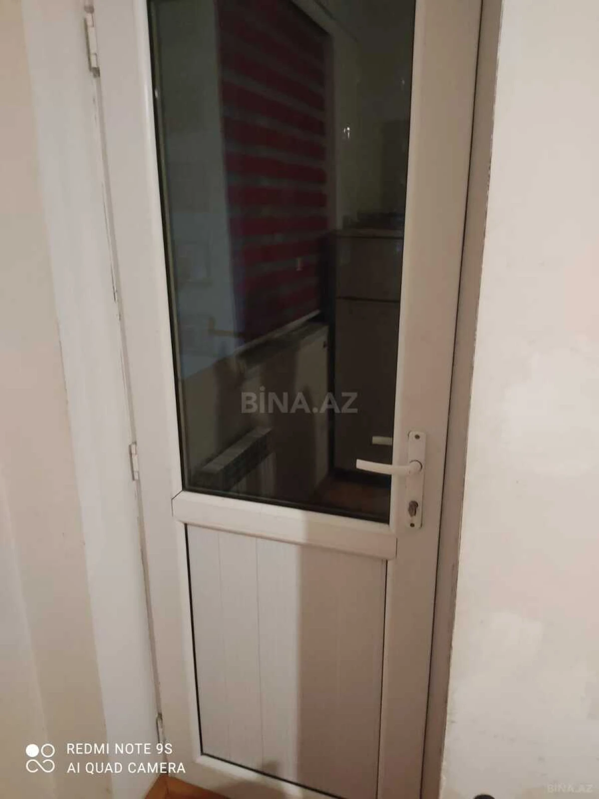 Satılır 3 otaqlı mənzil 98 m²