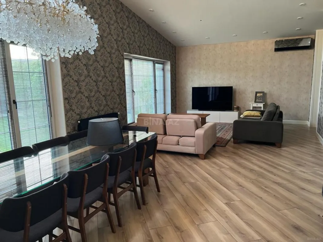 Satılır 4 otaqlı həyət evi 165 m²