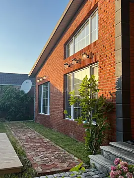 Satılır 4 otaqlı həyət evi 165 m²