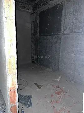 Satılır 4 otaqlı mənzil 178 m²