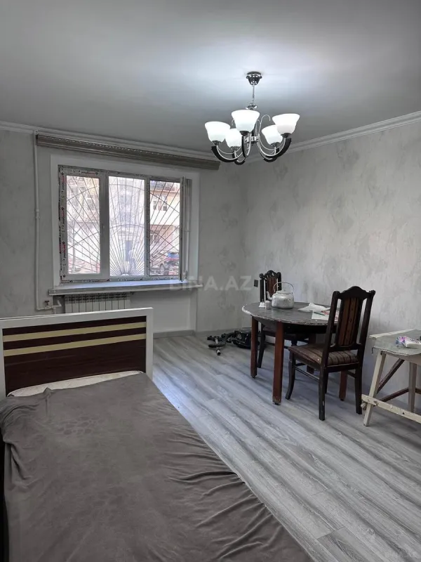 Satılır 1 otaqlı mənzil 35 m²